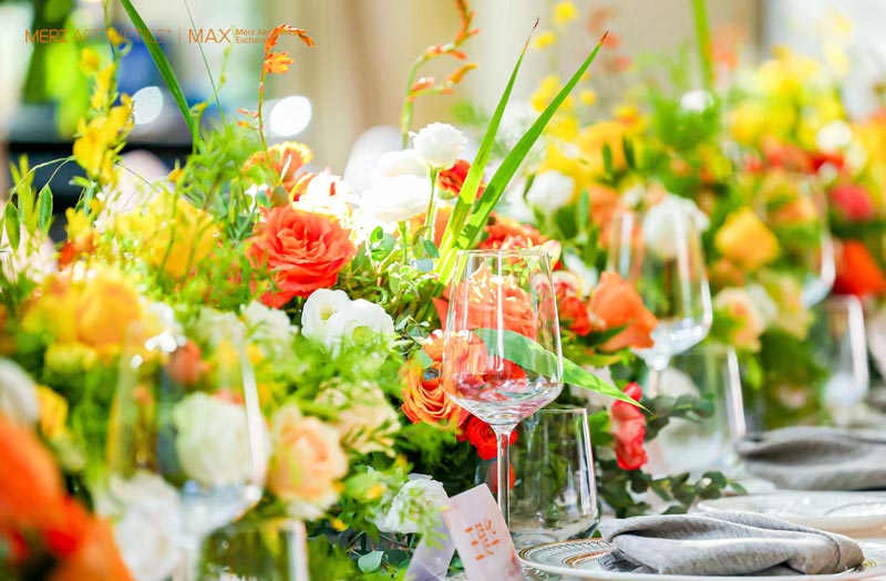 活動現場鮮花藝布置怎么選擇呢？